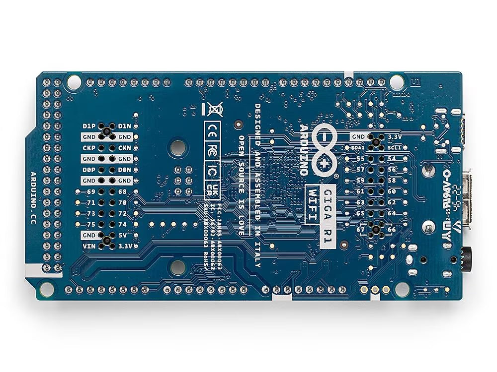 Arduino Giga R1 WiFi-3