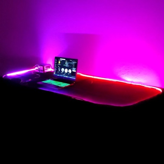¿Cómo controlar una tira LED ARGB desde tu computadora con Arduino?